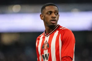 A Sunderland egyértelmű üzenetet küld a Manchester Unitednek, Citynek és Chelsea-nek Noah Sadiki kapcsán
