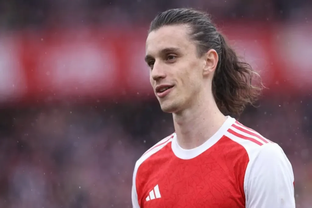 Arsenal átigazolási hírek – Andrea Berta hatalmas árat kér Riccardo Calafiorira, Real Madrid érdeklődés csökken