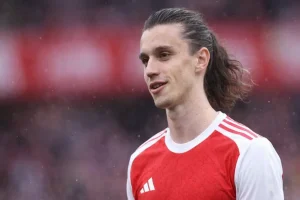 Arsenal átigazolási hírek – Andrea Berta hatalmas árat kér Riccardo Calafiorira, Real Madrid érdeklődés csökken