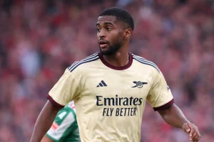 Arsenal átigazolási hírek – Tárgyalások Reiss Nelson távozásáról a Championship klubbal