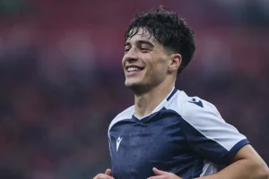 Aston Villa átigazolás – Unai Emery engedélyez 21,6 milliós ajánlatot egy spanyol védőért