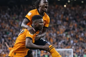 Átigazolási hírek – Liverpool és Man United tárgyalt a Championship sztárról