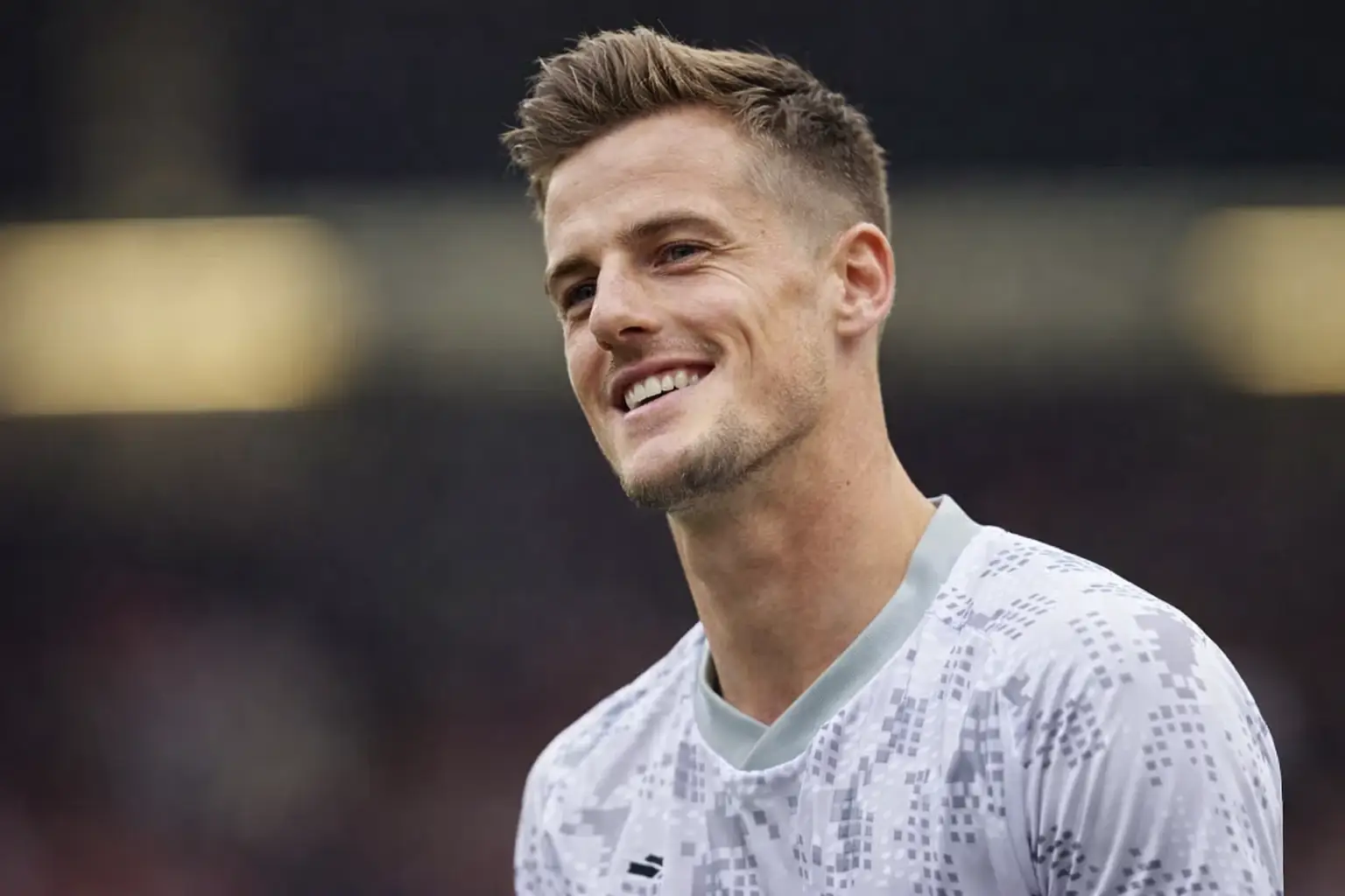 Átigazolási hírek és pletykák – 22 éves Manchester United játékos távozna, Sunderlandnek csapás Balogun miatt