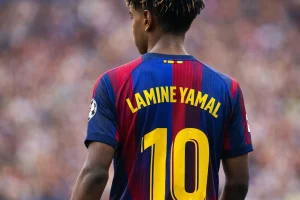 Ballon d'Or-esélyes Lamine Yamal elismerést kapott a spanyol médiától a Feyenoord elleni domináns játékáért