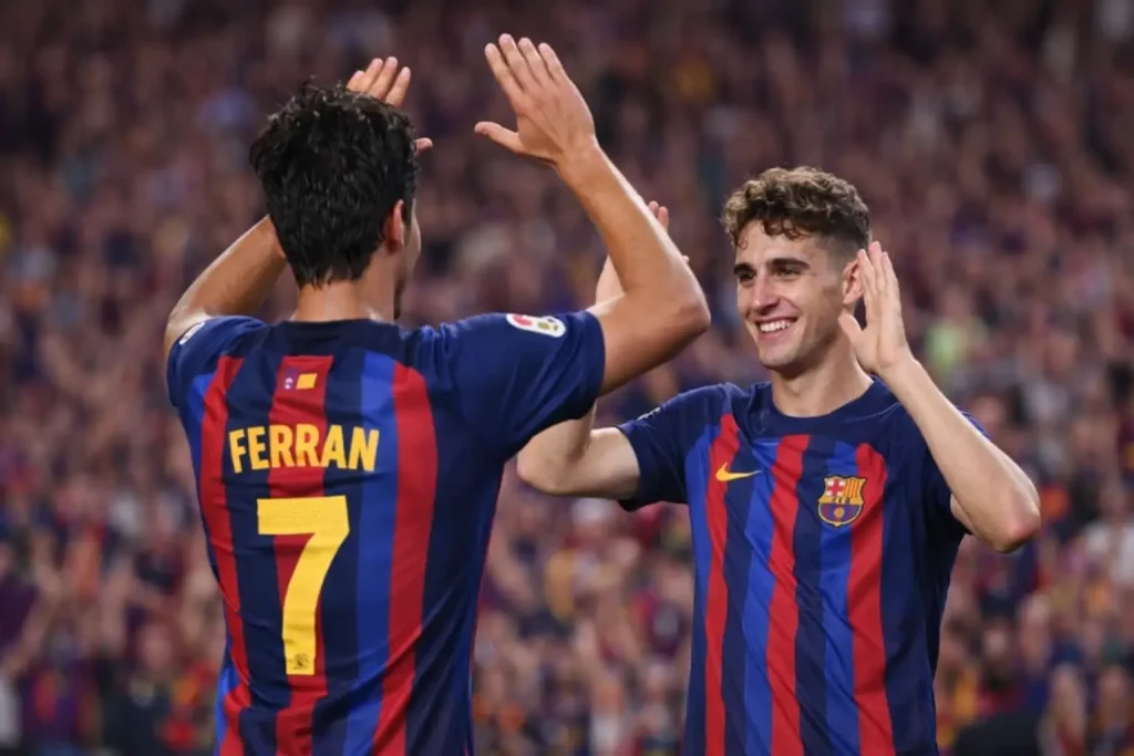 Barcelona átigazolási hírek – Ferran Torres reagál a távozási pletykákra