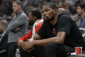 Bennfentes vélemény: Kevin Durant kereskedelmi helyzete