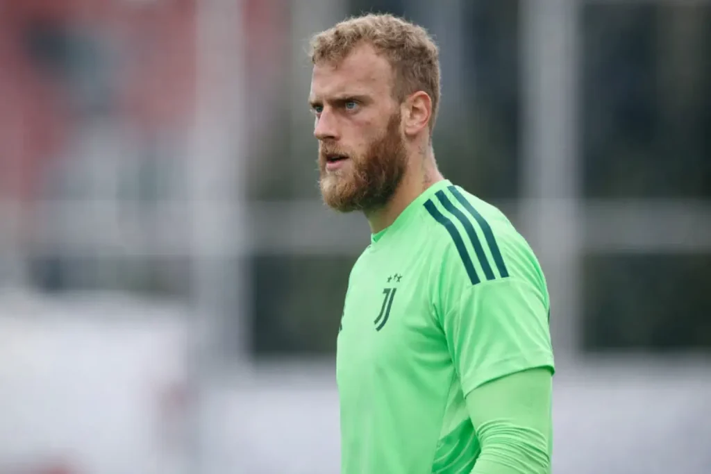 Bournemouth átigazolási hírek – Tárgyalások a Juventus kapusáért