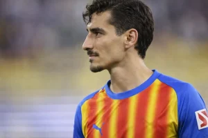 Championship átigazolási hírek – Valencia kulcsemberét ajánlja a Swansea City