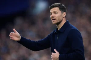 Chelsea átigazolási hírek – £18 milliós Premier League középhátvéd közel az igazoláshoz Xabi Alonso védelmi átalakítása közben