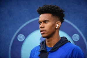 Chelsea átigazolási hírek – Estevao Willian friss hírek Xabi Alonsótól