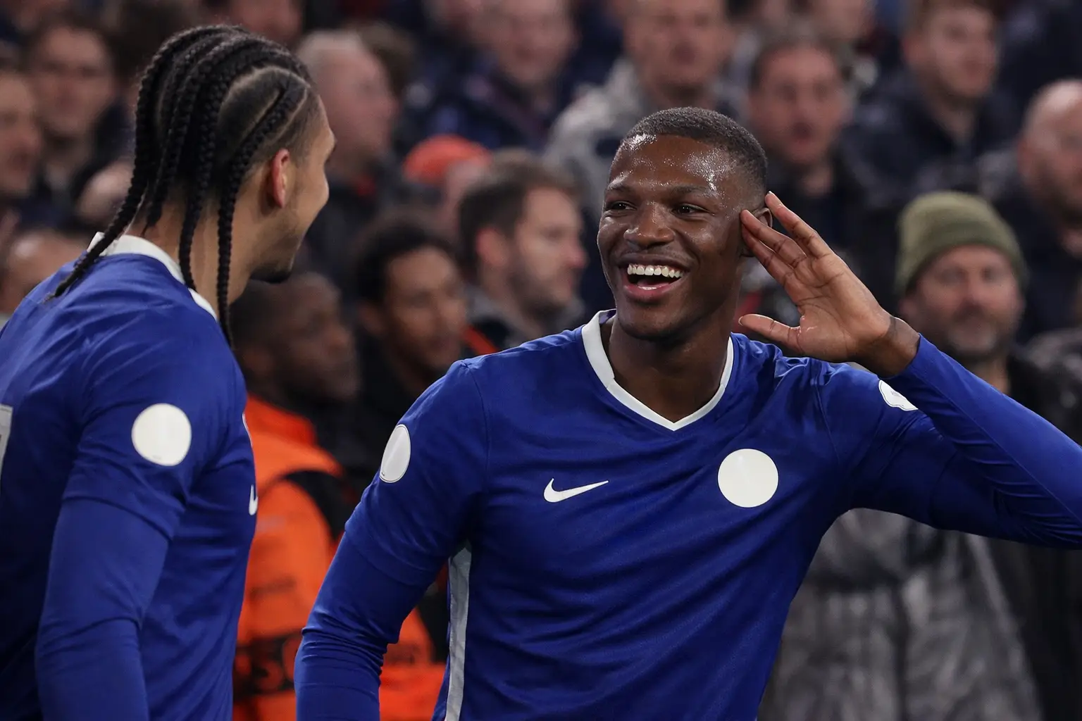 Chelsea sérülésfrissítés – Xabi Alonso tájékoztat Moises Caicedo állapotáról az Arsenal elleni vereség után