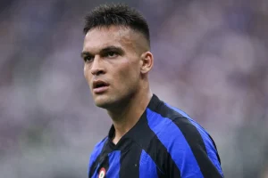 Deco elárulja a Barcelona nyári érdeklődését Lautaro Martinez iránt