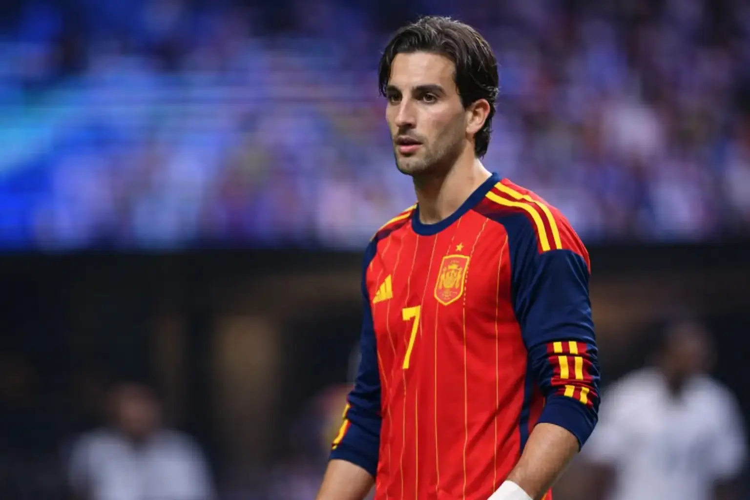 A spanyol világbajnok hős, Ferran Torres kulcsfontosságú megbeszélés előtt áll Barcelonában a Paris Saint-Germain érdeklődése közepette