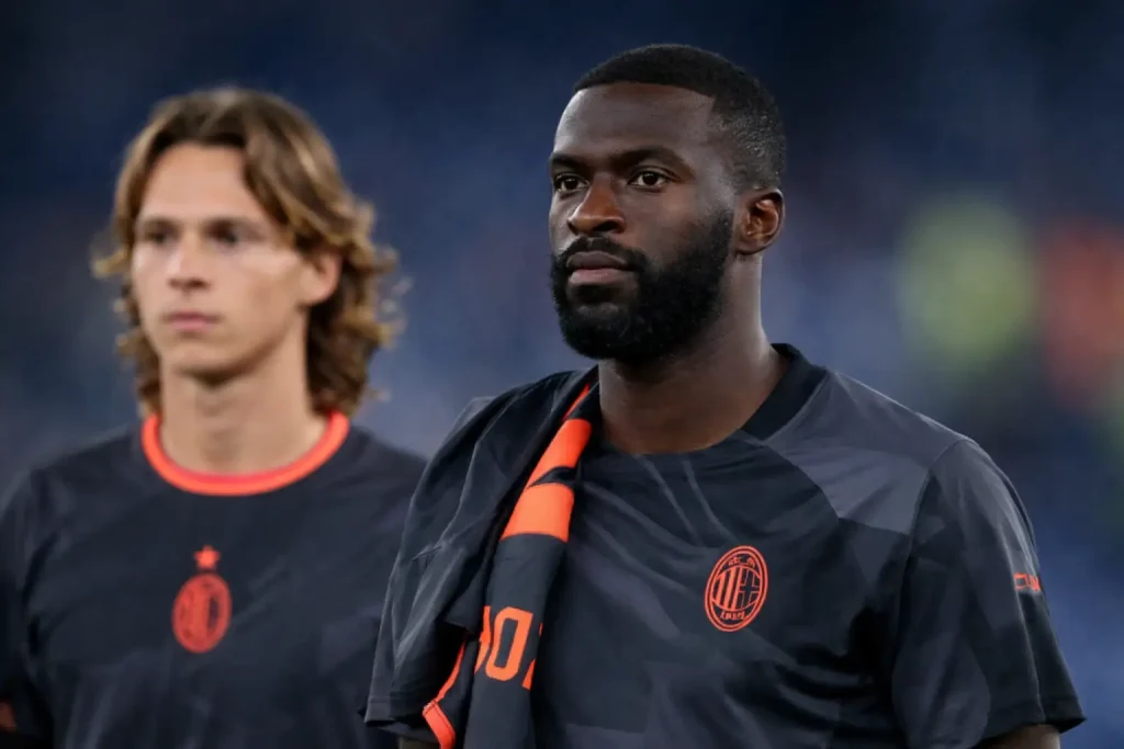 Fulham átigazolási hírek – Új remény Fikayo Tomori megszerzésére a nyári csalódás után