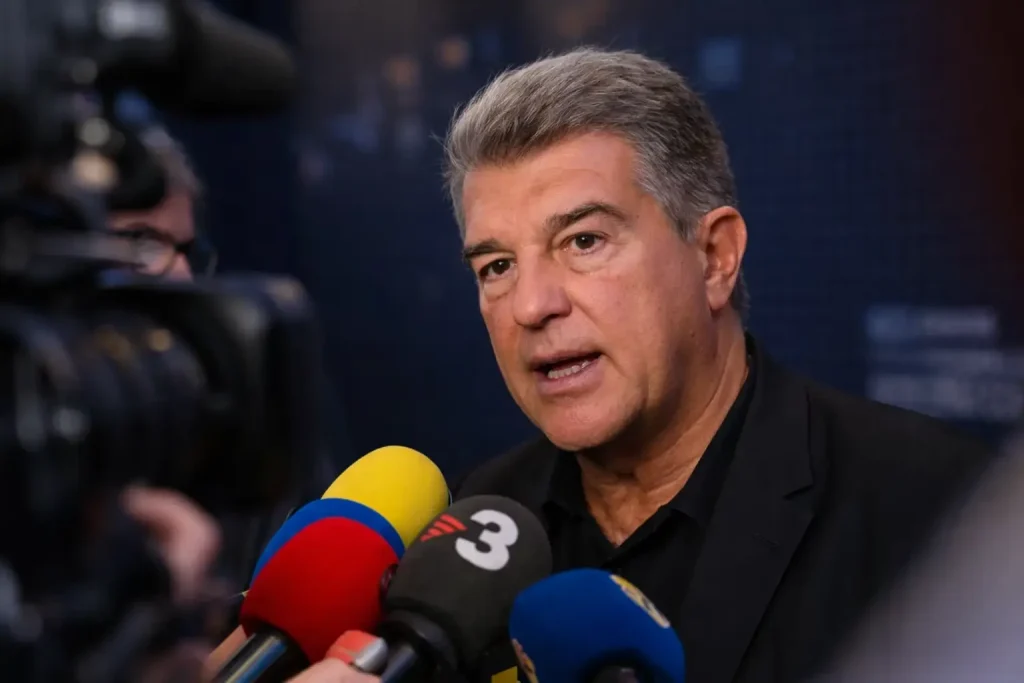Laporta válasza az Atletico panaszára Julian Alvarez kapcsán