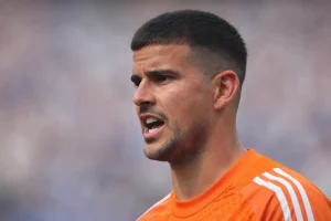 Leeds United átigazolási hírek – Karl Darlow fontos frissítése a Manchester United kapcsán