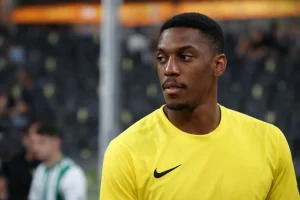 Leeds United átigazolási hírek – La Liga klub figyeli a szabadon igazolható Martialt