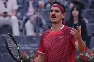 Lorenzo Sonego vs Tommy Paul - French Open előrejelzés és egymás elleni statisztika