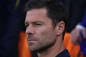 Merész Premier League előrejelzés a Chelsea-ről Xabi Alonso kritikái ellenére