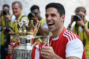 Mikel Arteta új szerződése – Arsenal friss hírek és Kroenke család nyári prioritása