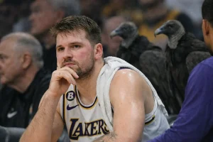NBA-csapatok figyelik Luka Doncicot a Lakers körüli dráma miatt