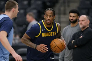 Nuggets DeMar DeRozant szerződteti Peyton Watson helyett