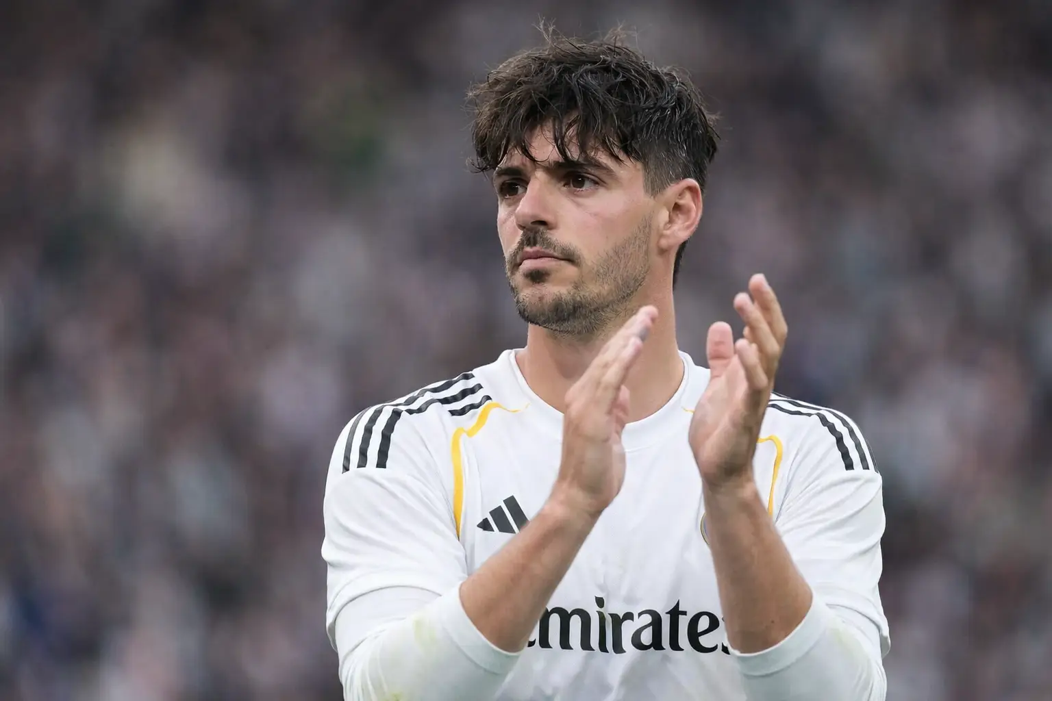 Raul Asencio elszánt, hogy maradjon a Real Madridnál – de vajon José Mourinho véget vetett Los Blancos karrierjének?