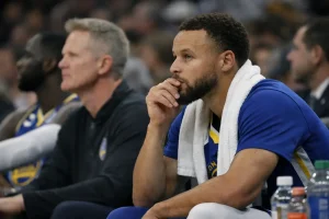 Steph Curry meglepő döntése a Warriorsnál – jövője kérdéses