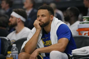 Stephen Curry ritka döntést jelez a Warriors szerződéshosszabbítás kapcsán