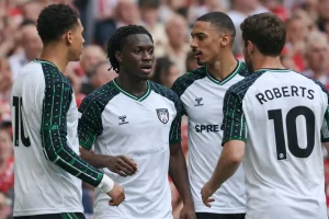 Sunderland átigazolási hírek – Black Cats nyitottak Mayenda eladására nyáron