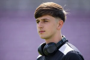 Tottenham átigazolási hírek – Mikey Moore értesült nyári sorsáról