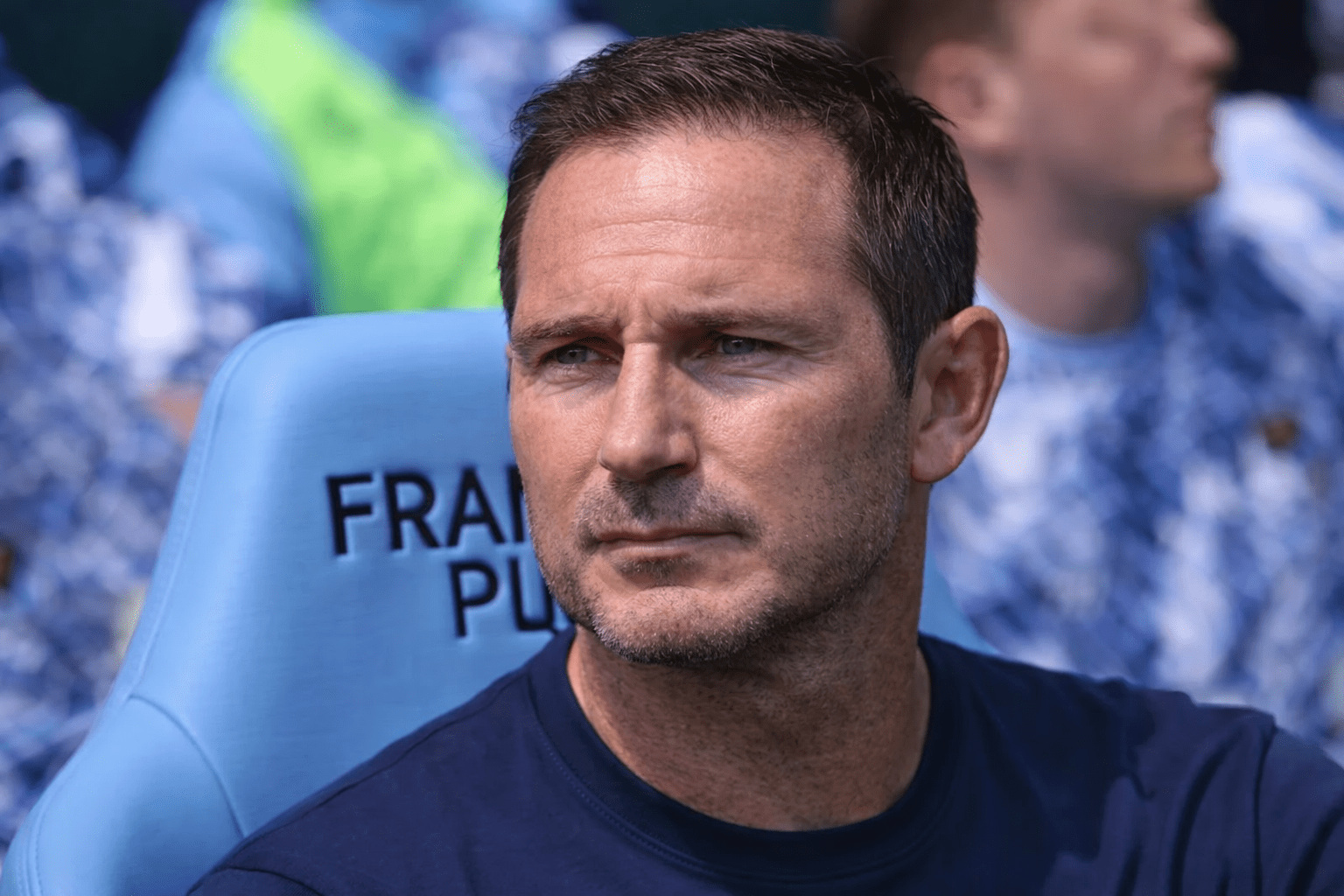 Chelsea átigazolási hírek Frank Lampard „célkeresztben” Kékek sztárja a Coventry City Premier League visszatérése előtt