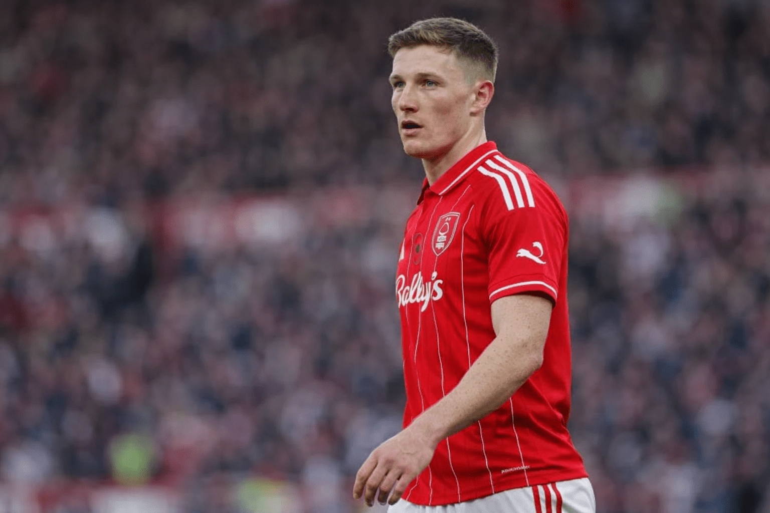 Michael Carrick a Manchester United – Nottingham Forest mérkőzés előtt Elliot Anderson ítéletét mondja ki