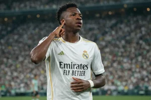 Vinicius Junior az Arsenalhoz? Real Madrid három opciót kínál a szélsőnek