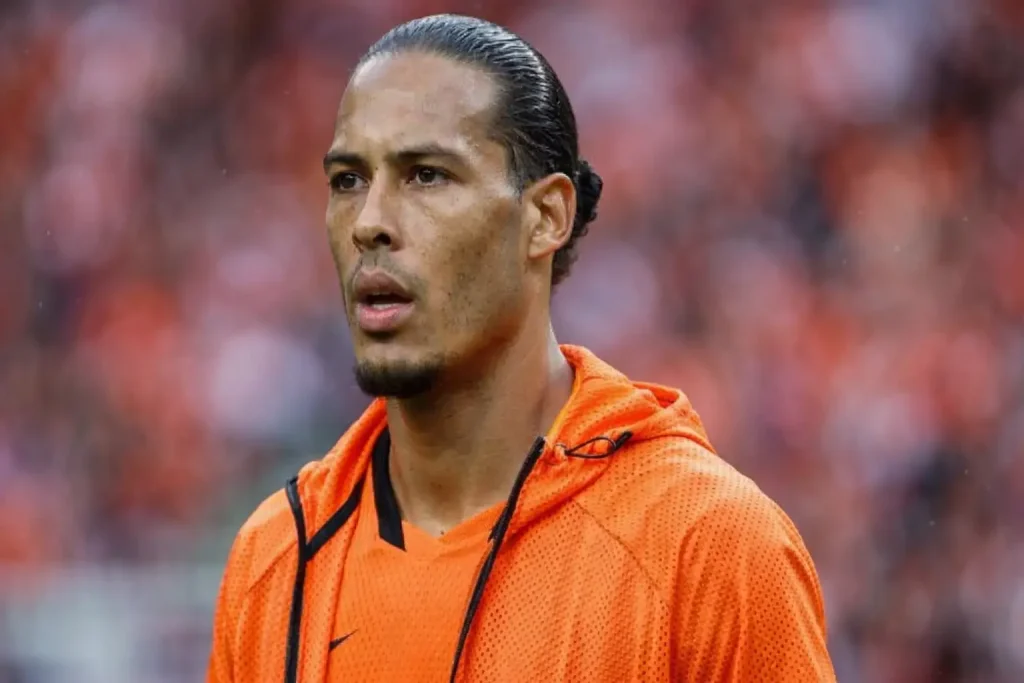 Virgil van Dijk elmagyarázza a holland válogatott jövőjével kapcsolatos döntését